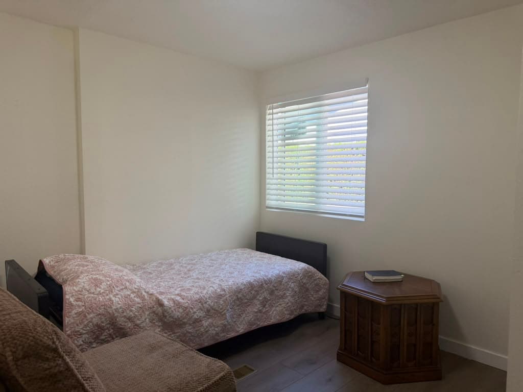 Resident bedroom at Victory Gardens 1